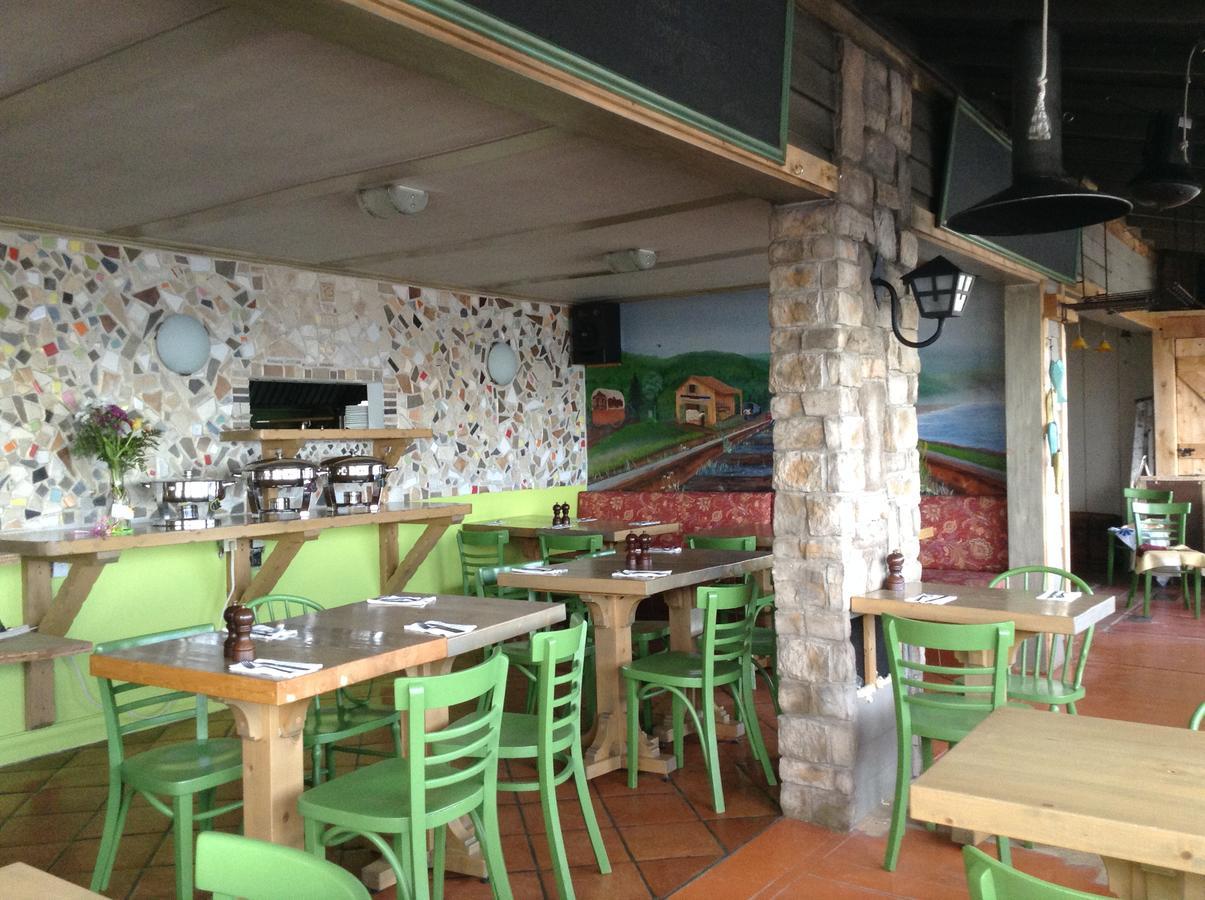 Restaurant Motel De La Plage Saint-Irénée المظهر الخارجي الصورة